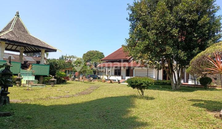 Villa Bagus Terawat di Lembang, Bandung 1
