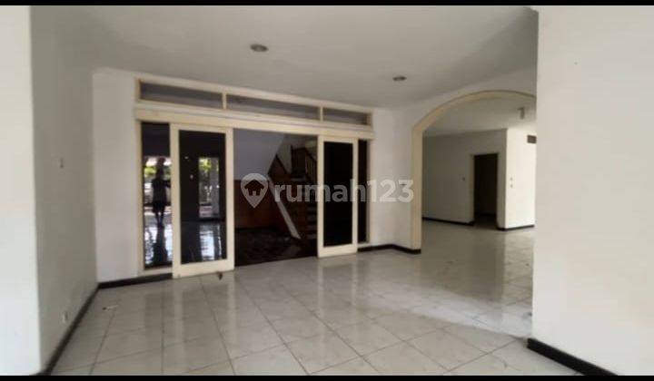 Dijual Rumah 2 Lantai di Sayap Riau, Bandung 1