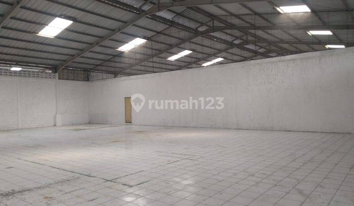 Disewakan Gudang Akses Kontainer 20 Ft di Sayap Moch Toha Bandung 2