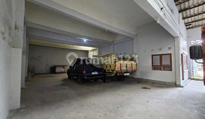 Holis Warehouse Bandung City