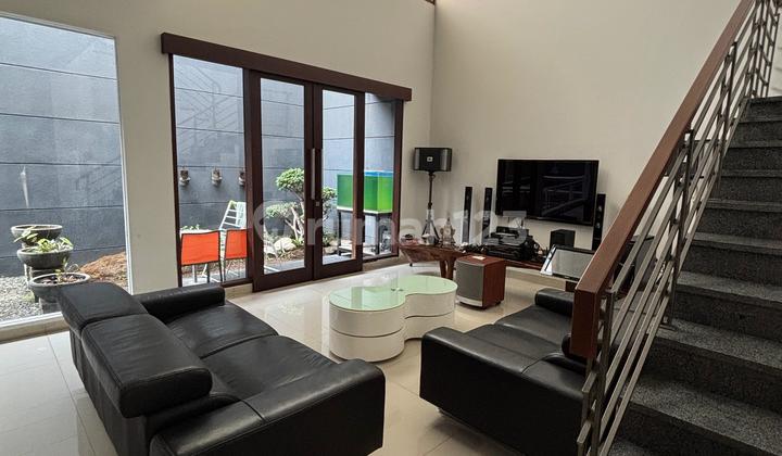 Rumah Mewah Minimalis Modern Komplek Batununggal 2