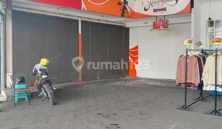 Singgasana Rendeng 4 Shophouse + 5 Shophouse Bandung 2