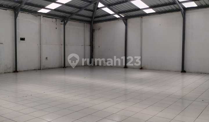 Ruko/Gudang Main Road Jalan Jend. Sudirman