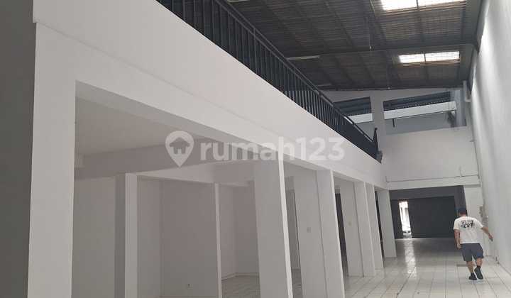 Ruang Usaha Strategis Suniaraja Bandung