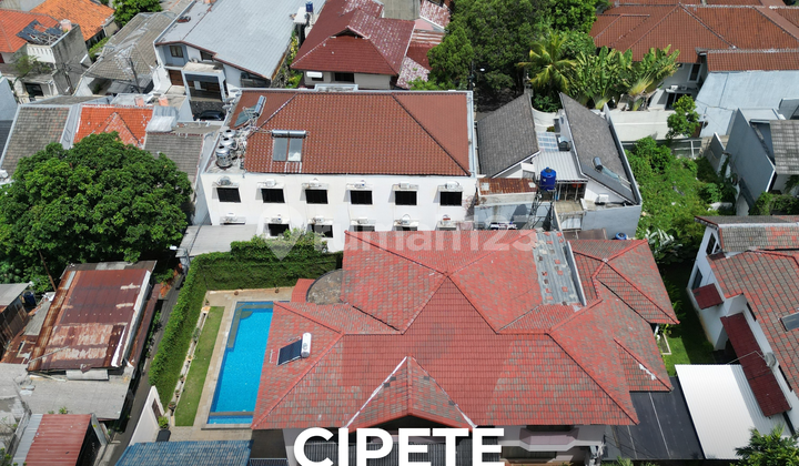 Rumah Dalam Cluster, Dekat MRT, Hunian Tenang