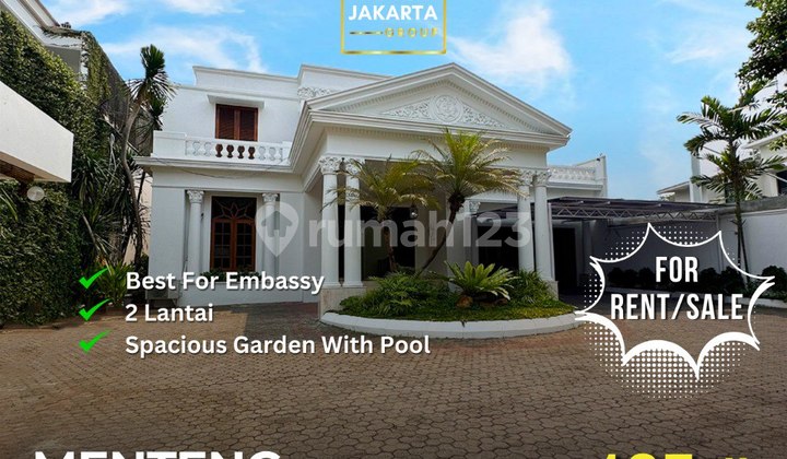 Luxury house suitable for an embassy location near Taman Lembang.
