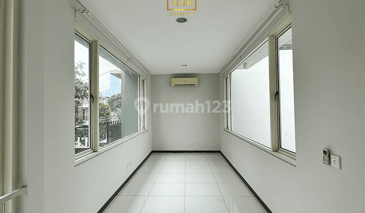 Rumah Modern Lokasi Dekat Senopati & SCBD 2