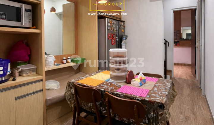 For Sale House in Complex Area Pondok Labu Near One Belpark Mall 2