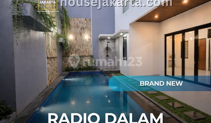 For Sale Hot Deal Brand New Luxury House Radio Dalam Kebayoran Baru . Row Jalan Lebar . Bebas Banjir