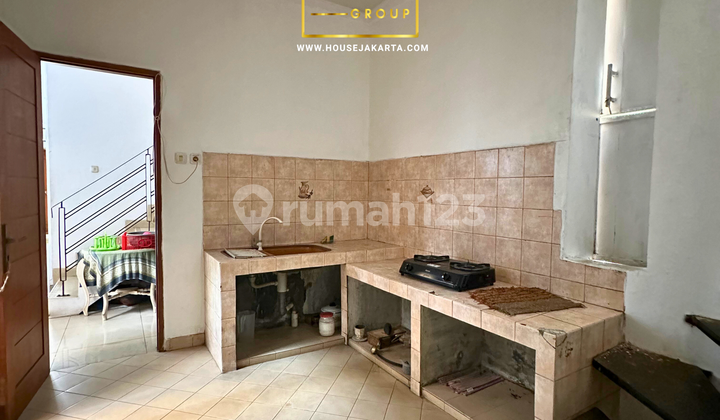Disewakan Rumah Pasar Minggu Lingkungan Tenang 2