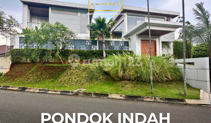 RUMAH 2 LANTAI BRAND NEW LINGKUNGAN TENANG POSISI HOOK