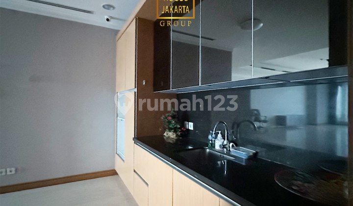kempinski residence 3 bedroom view bundaran HI 2