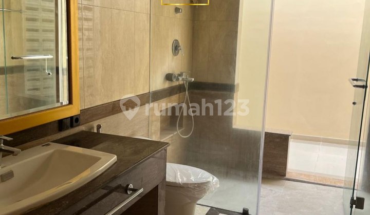 Rumah Sewa Kemang Dalam Komplek, One gate system & Siap Huni 2