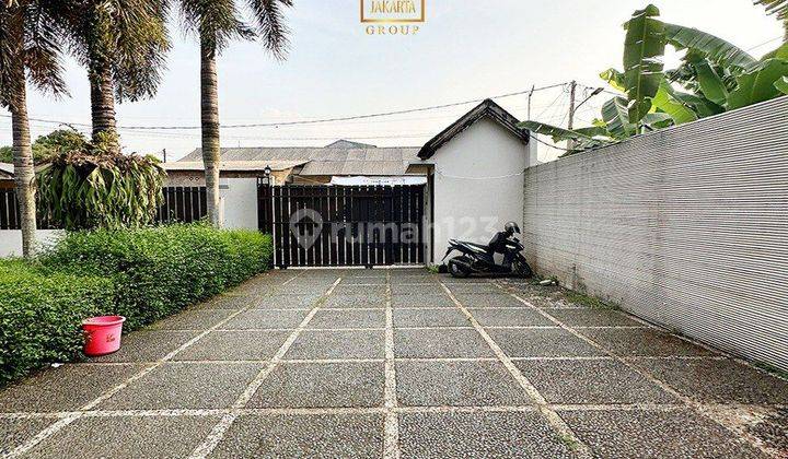 Rumah Cibubur Konsep Villa Lokasi Strategis Dan Aman 2