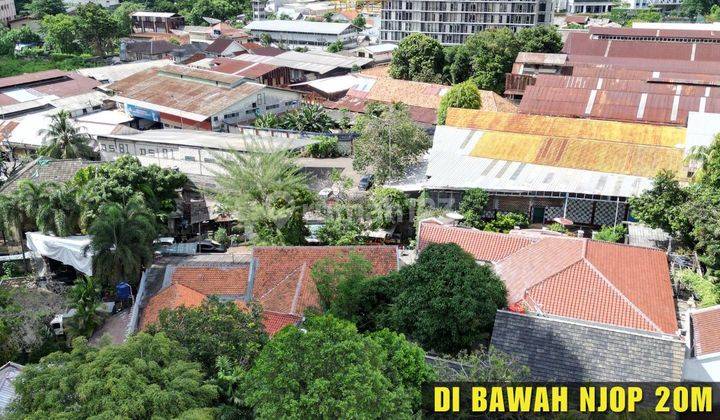 Rumah Tua Hitung Tanah Dekat Sudirman 1