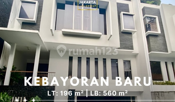 Townhouse in Kebayoran Baru, Semi-Furnished. Elite Neighborhood. 2