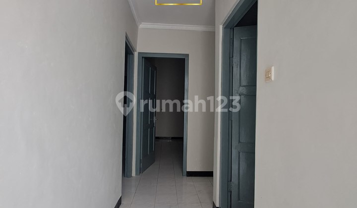 Rental house in Kebayoran Baru area, ready to occupy, near Al Azhar School. 2