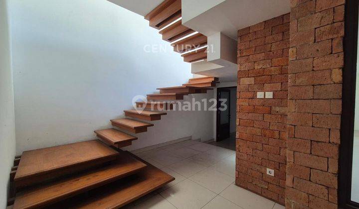 Dijual Rumah Strategis Inc Swimpool Di Cilandak Jaksel FR14793 2