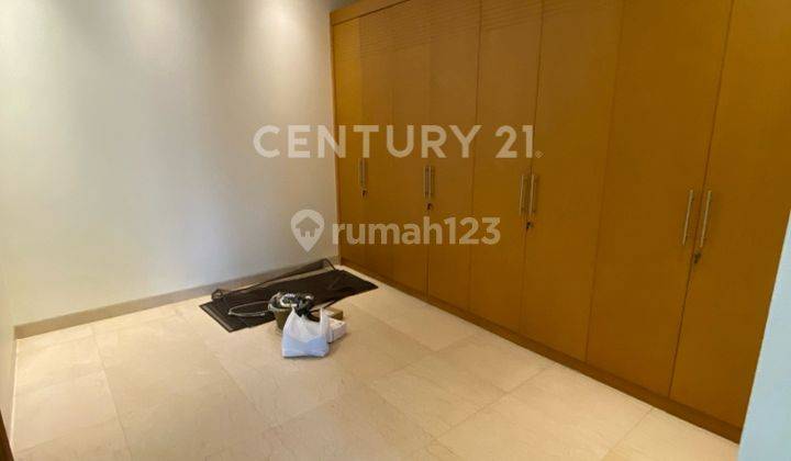 Rumah Semi Furnished Dengan Private Pool Di Kawasan Elite Pejaten 2