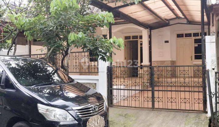 Jual Rumah Dengan Tanah Luas di Villa Bogor Indah 2