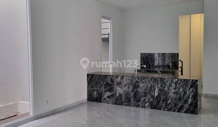 Dijual Rumah 3,5 Lantai Baru Modern di Sunter Garden ada Lift  1