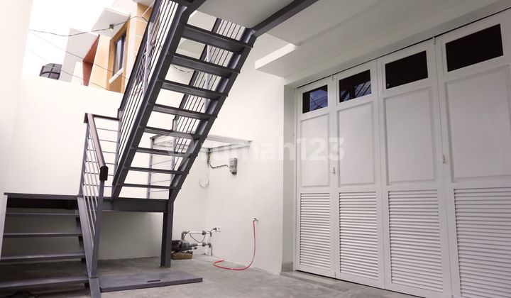 Rumah Minimalis di Sunter Bisma, Dekat Mall Sunter  10