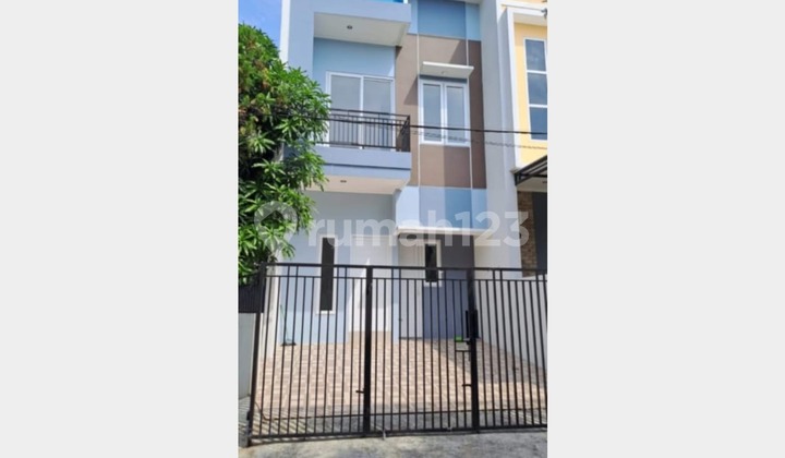 Dijual cepat rumah minimalis hook dekat dengan Mall Kelapa Gading 2