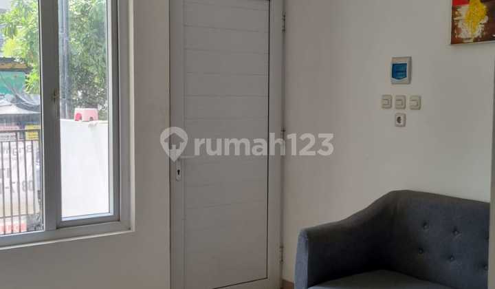 Quick sale of a minimalist house near Kelapa Gading Mall. Quick sale of a minimalist house near Kelapa Gading Mall.