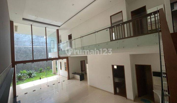 Rumah Lux Premium Elite di Cluster Millenium Pasteur Bandung 1