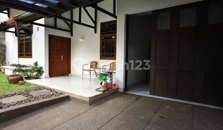 Strategic 2-Story House for Rent in Sukajadi, North Bandung 2