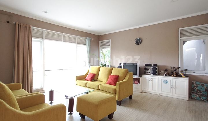 Sewa Rumah 2 Lantai di Hook Wangsa Kota Baru Parahyangan Bandung 2