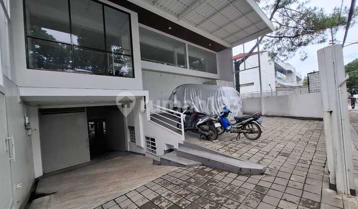 Sewa Gedung Ruang Usaha Bagus di Gegerkalong Bandung Sewa Gedung Ruang Usaha Bagus di Gegerkalong Bandung