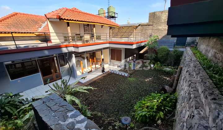 Rumah Luas Asri Furnish di Cluster Cipaku Indah Setiabudi Bandung Rumah Luas Asri Furnish di Cluster Cipaku Indah Setiabudi Bandung