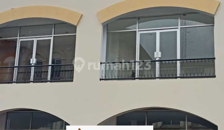 For Rent: 3-Story Ruko in Rendeng, Mtc Metro Soekarno Hatta Bandung 1