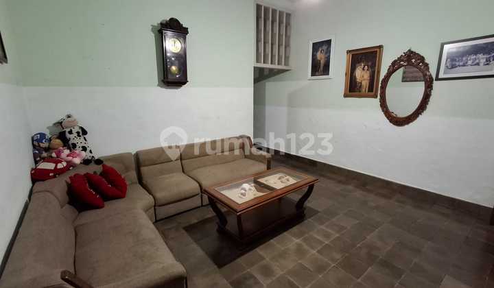 Jual Rumah Terawat Strategis di Dipatiukur Mainroad Bandung Kota 2