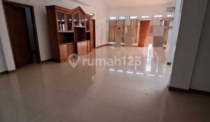 Strategic Affordable House in Cipedes Central Cluster, Pasteur, Bandung 2