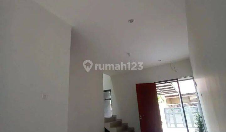 Rumah 2 Lantai Akses 2 Mobil di Jatiwarna Bekasi 2