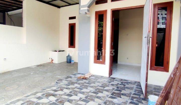 Dijual Rumah 2 Lantai ,di Taman Harapan Baru,bekasi 2