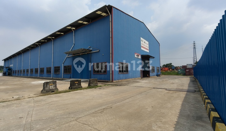 Indoor Warehouse With 2000m2 Area In South Tambun Bekasi R2132 Indoor Warehouse With 2000m2 Area In South Tambun Bekasi R2132