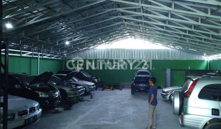 Land with Strategic Location and Suitable for Commercial Business in Ciseureuh Purwakarta S7398