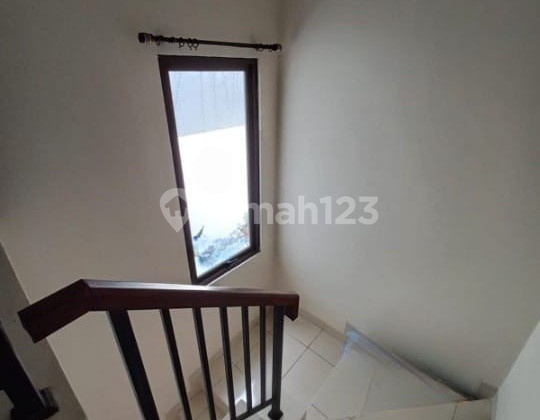 Rumah Siap Huni Halaman Belakang Luasdi Bsd Tangsel S7772