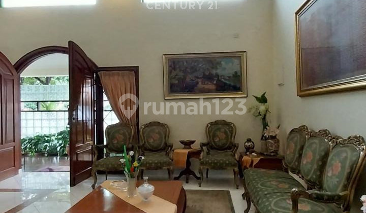 Rumah Besar 2 Lantai Strategis Komersial Area Di Pasar Minggu
