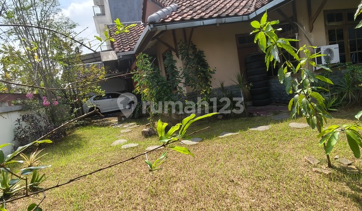 Rumah Dgn Lahan Yg Luas di Harapan Indah Bekasi S8798 Rumah Dgn Lahan Yg Luas di Harapan Indah Bekasi S8798