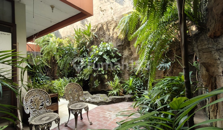 Rumah Besar Dan Asri Di Jati Rawamangun Jakarta Timur S8694