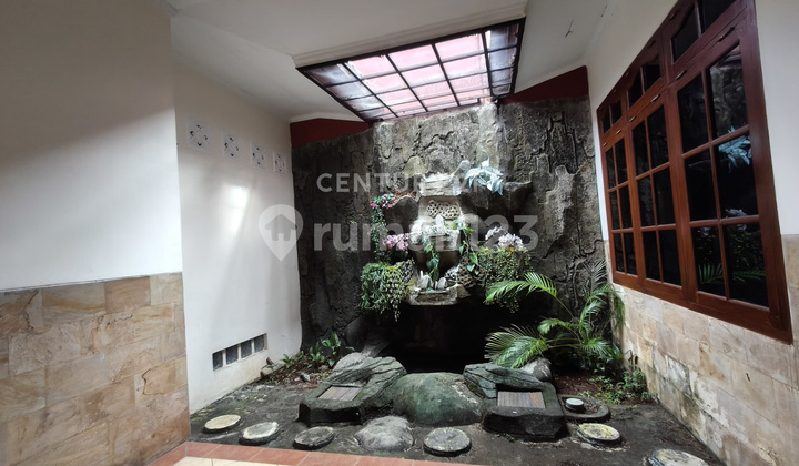 Rumah Lokasi Strategis Halaman Luas Di Jl Bangka Raya R2098 2