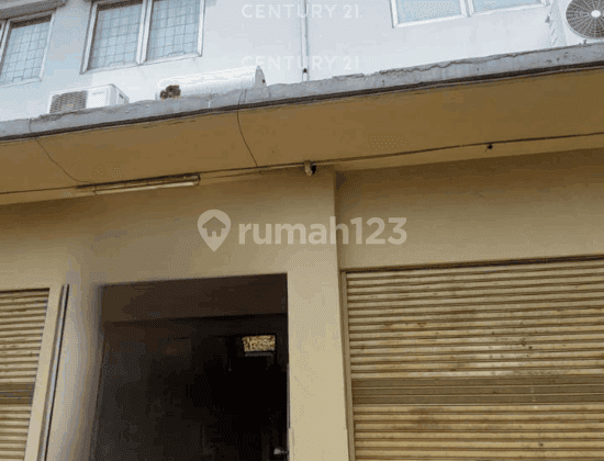 Kios Dalam Lingkungan Apartemen Di Gading Icon Pulogadung R2095 1