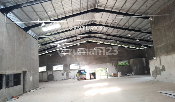 Warehouse 1000M2 Container Access in Cakung East Jakarta