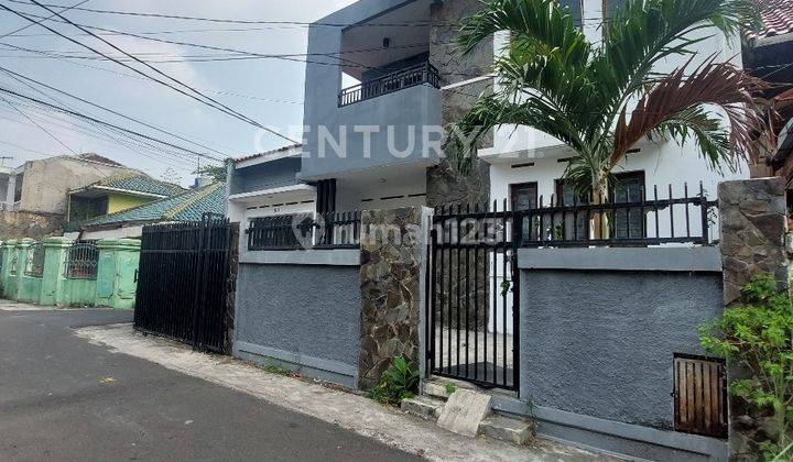 Rumah 2 Lantai Posisi Hook Lokasi Strategis Di Tebet Timur S7666 1