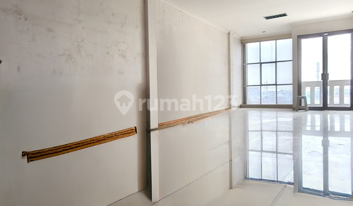 Roadside Shop House Strategic Location In Pd Gede Bekasi S8799 2