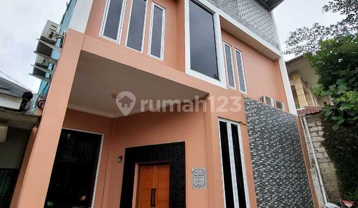 Comfortable Fully Furnished House Next to Toll Road, Bambu Apus, East Jakarta